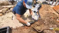 A-O Pro Tip – Finishing Edging the Rocks with Pond Professors Inc